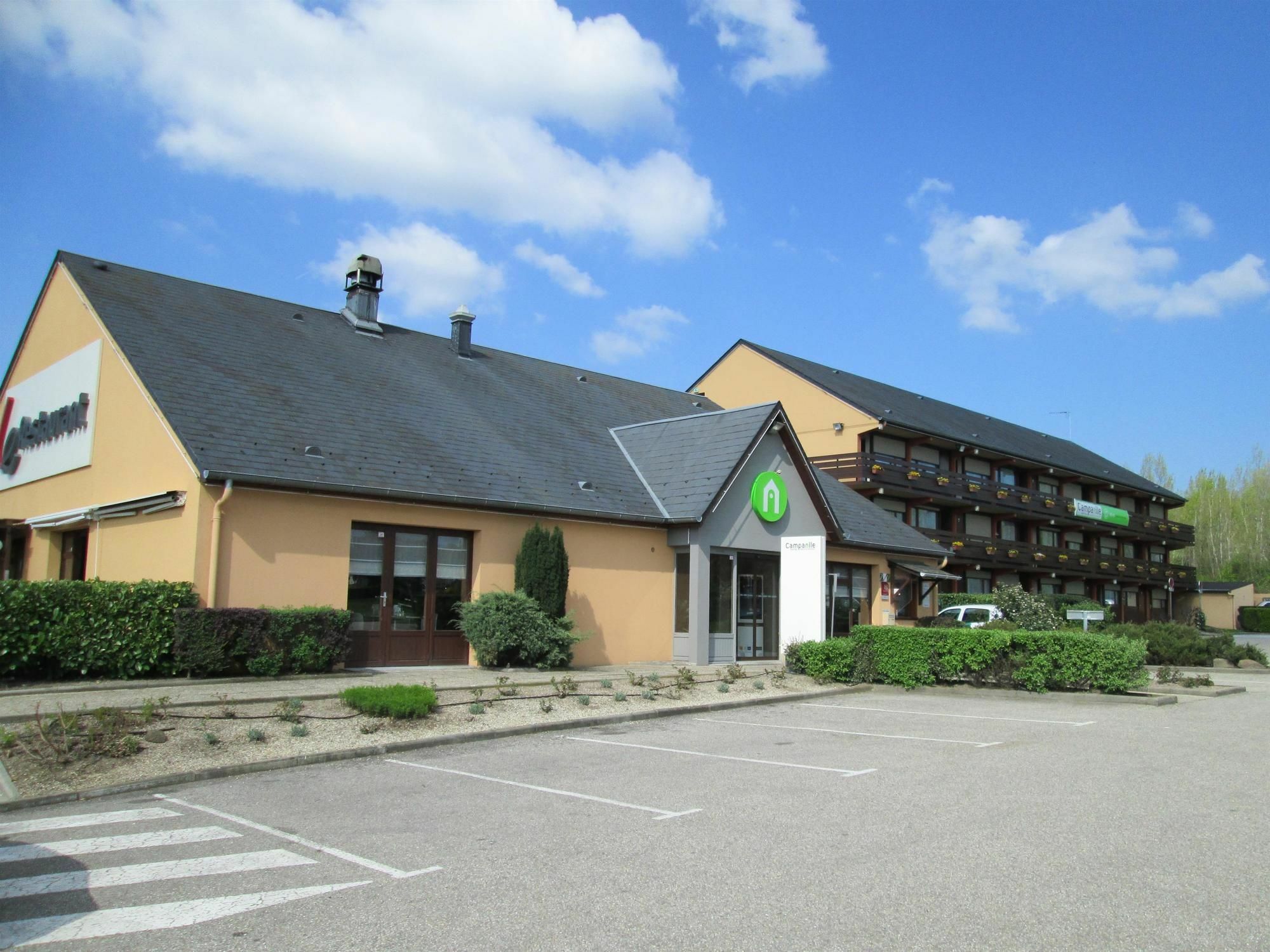 钟楼圣安迪娜东圣夏蒙德酒店 圣沙蒙 外观 照片